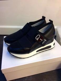 爆款女鞋專區(qū)_產品展示第1頁-深圳市寶安區(qū)石巖專一鞋業(yè)廠